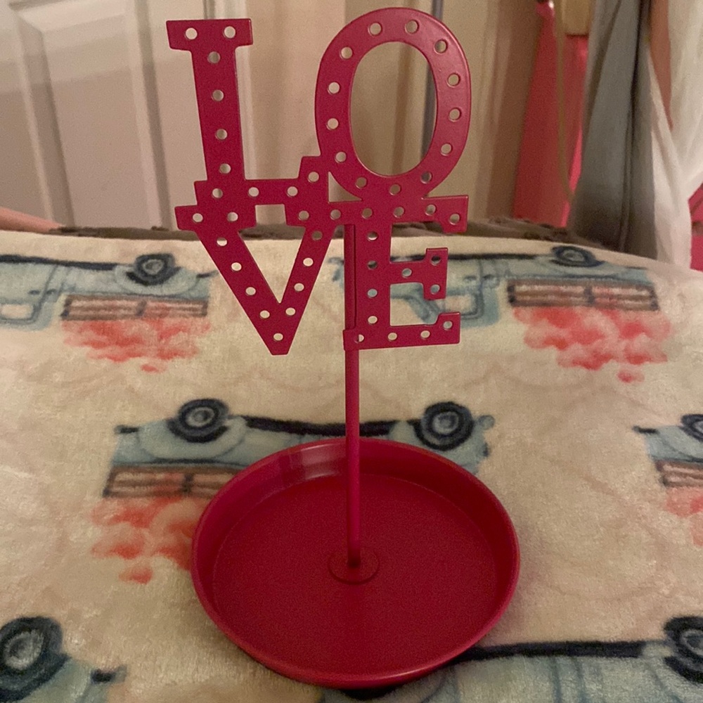 Love jewelry holder